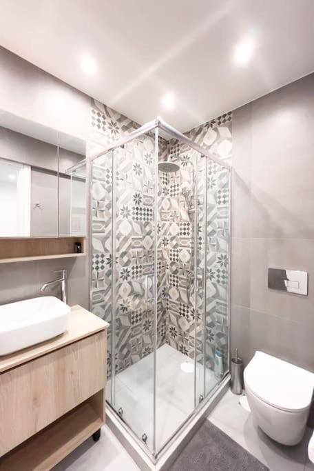 אתונה Luxury Studio With Garden Next To Acropolis מראה חיצוני תמונה
