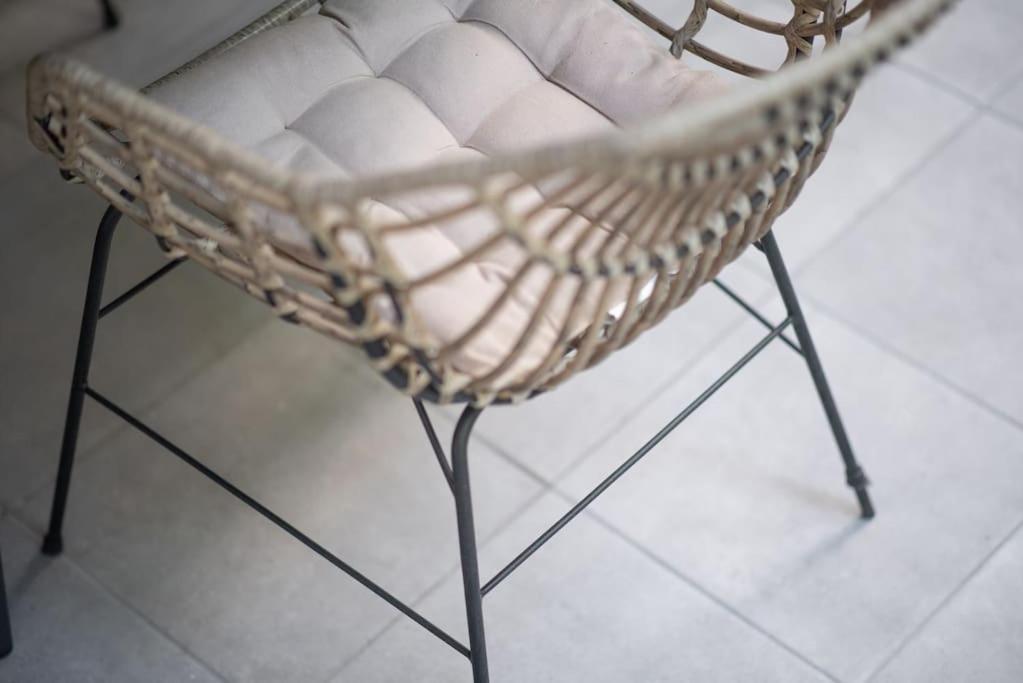 אתונה Luxury Studio With Garden Next To Acropolis מראה חיצוני תמונה